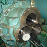 約克、開利、比澤爾、日立活塞壓縮機(jī)耐氟電機(jī)維修